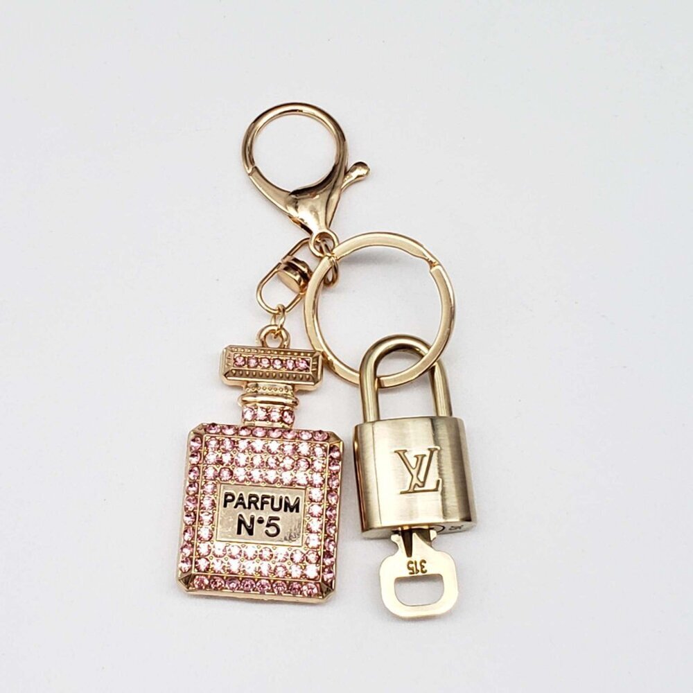LV Authentic Gold Padlock 🔒 Key Set w/ Unbranded N5 Bottle Keychain Charm